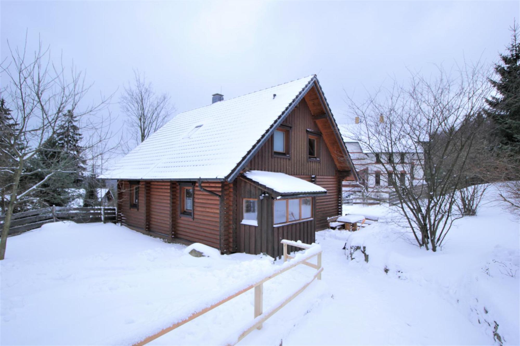 Oybiner Blockhaus Und Ferienwohnungen Hain  ภายนอก รูปภาพ