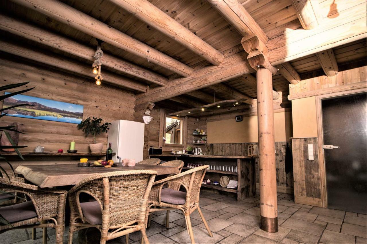 Oybiner Blockhaus Und Ferienwohnungen Hain  ภายนอก รูปภาพ