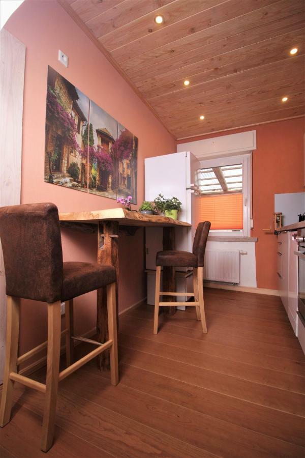 Oybiner Blockhaus Und Ferienwohnungen Hain  ภายนอก รูปภาพ