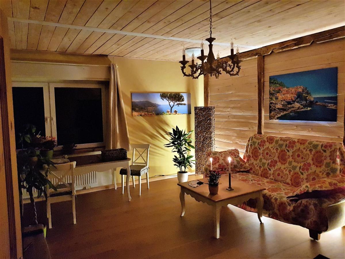 Oybiner Blockhaus Und Ferienwohnungen Hain  ภายนอก รูปภาพ